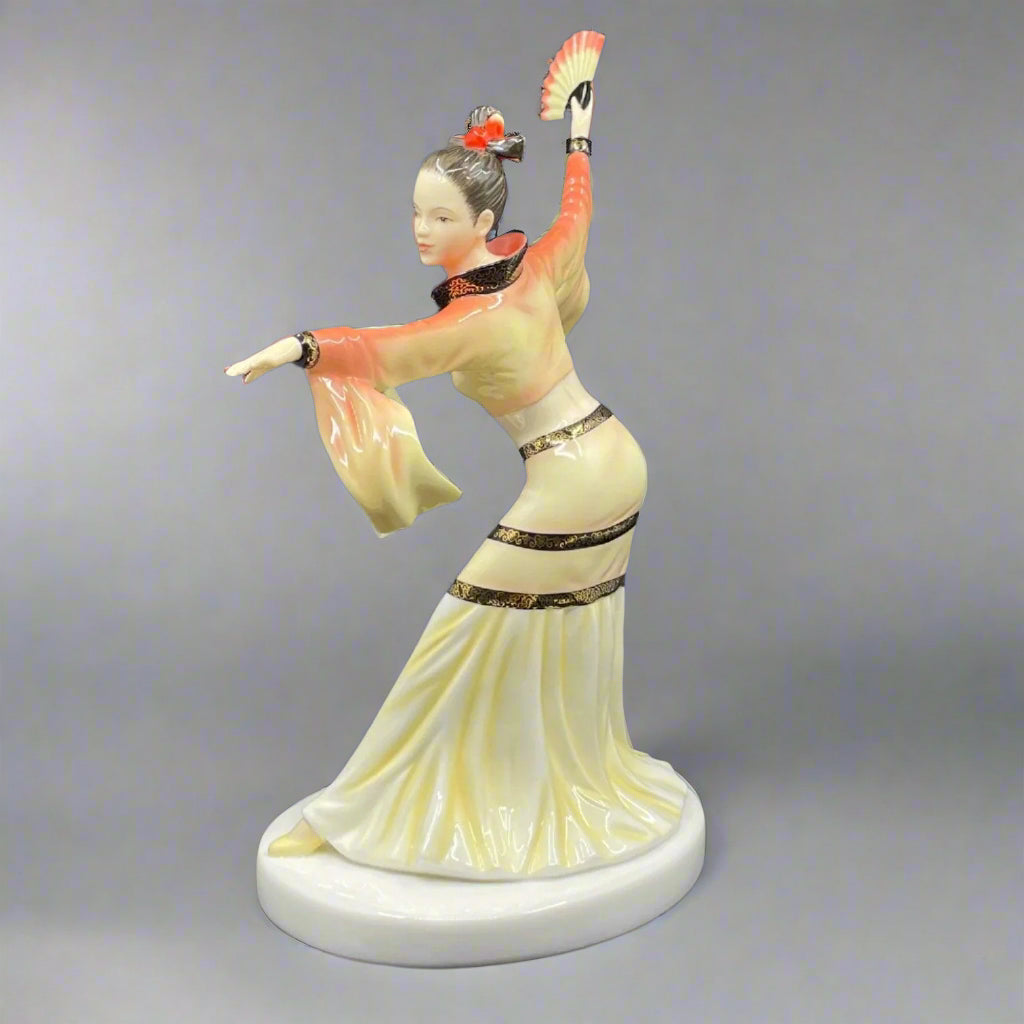 Royal Doulton Figurine Chinese Fan Dance HN5568 - William Cross