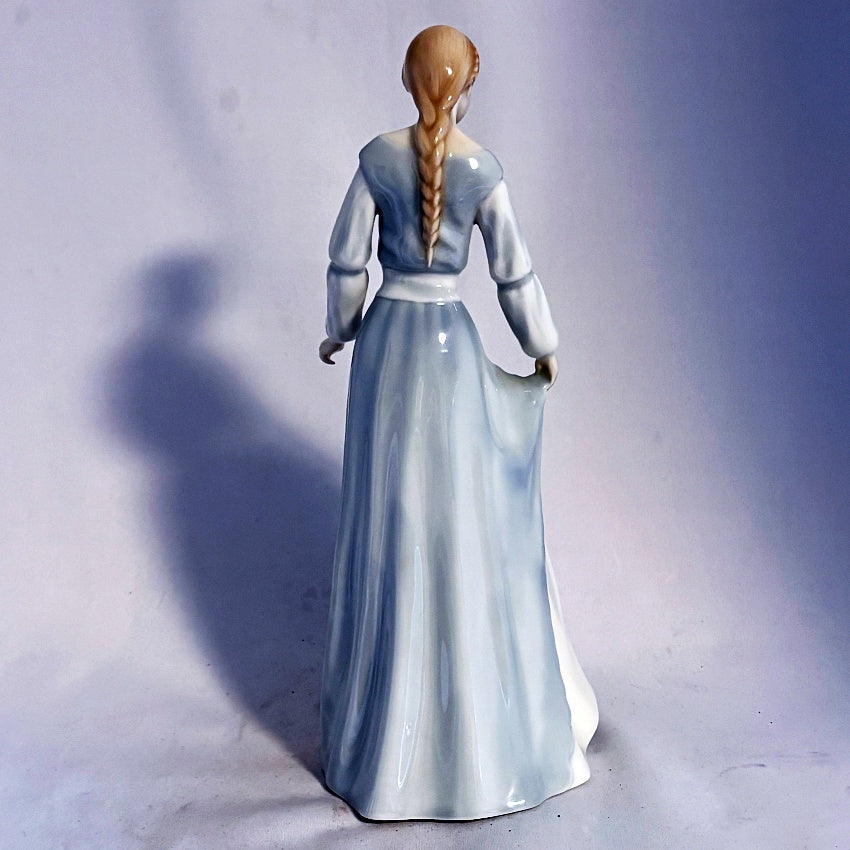 Royal Doulton Figurine Demure HN3045 