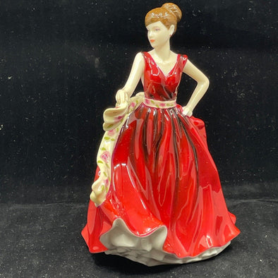 Royal Doulton Figurine Serenity HN5402