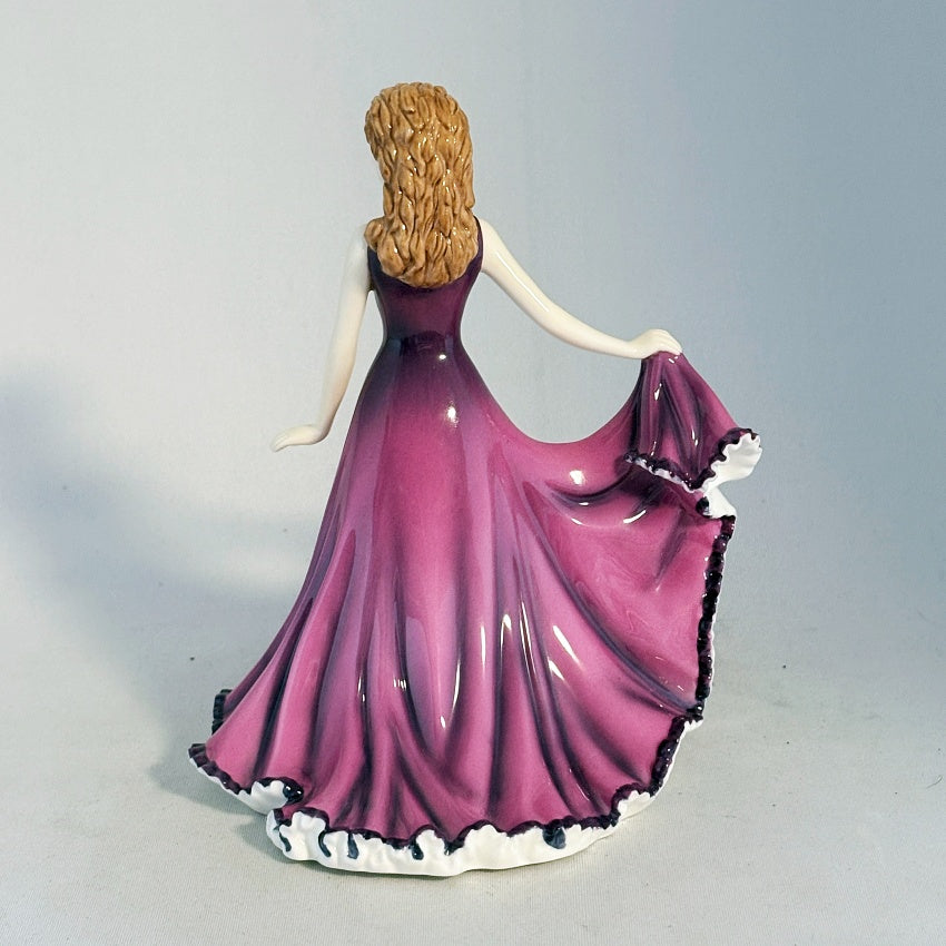 Royal Doulton Figurine Thoughts for You HN5033