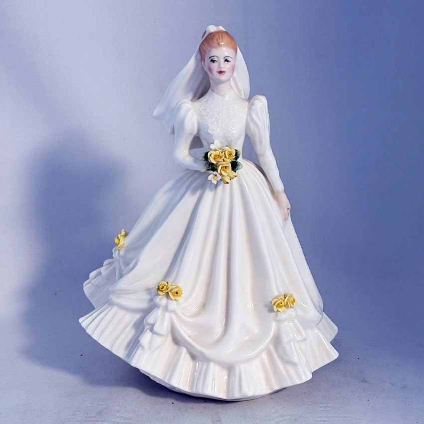 Royal Doulton Figurine Bride ( White ) HN3284