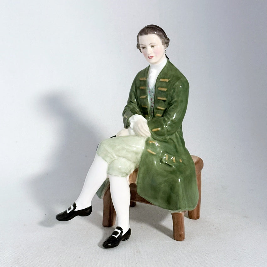 Royal Doulton Figurine Gentleman From Williamsburg HN2227