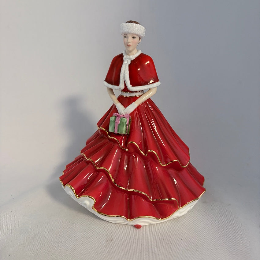 Royal Doulton Figurine Christmas Day 2016 HN5780