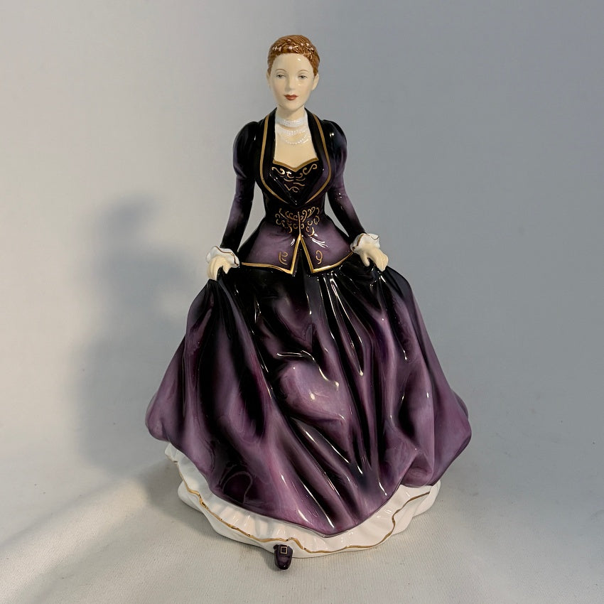 Royal Doulton Figurine Victoria HN5543
