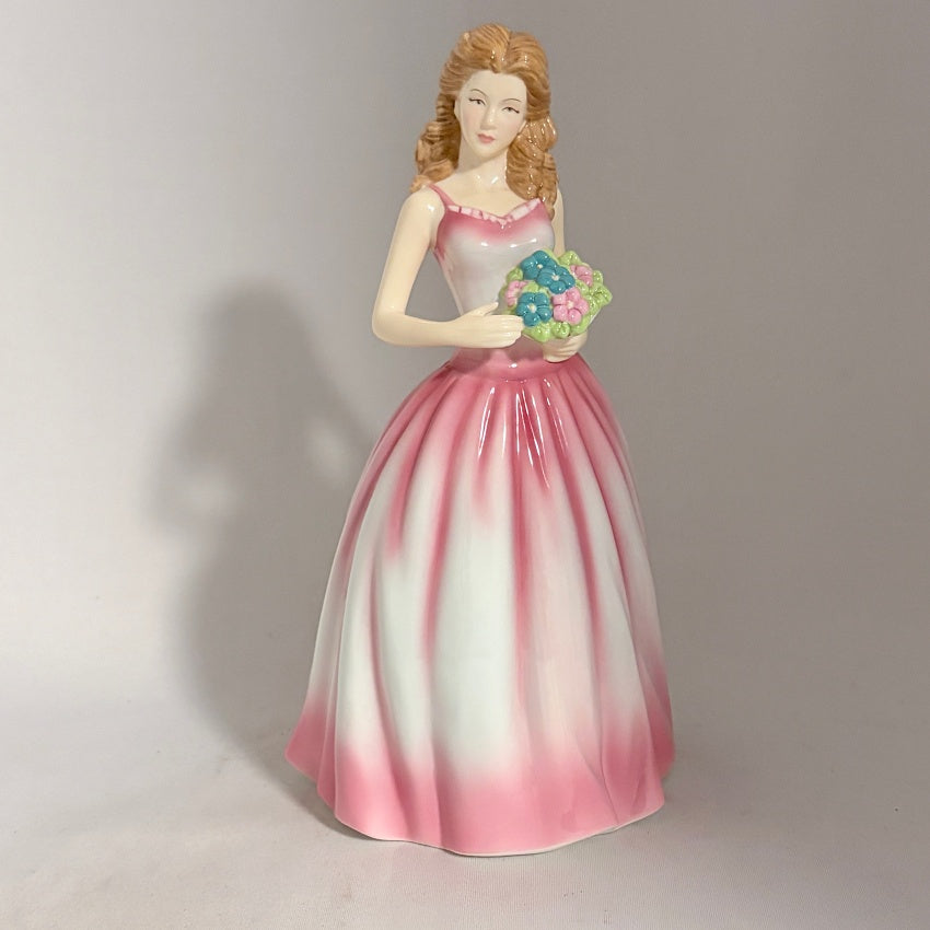 Royal Doulton Figurine Sandra HN5020