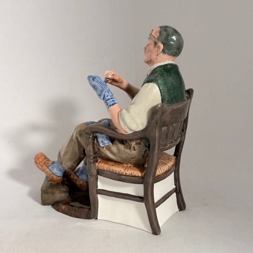 Royal Doulton Figurine The Bachelor HN2319