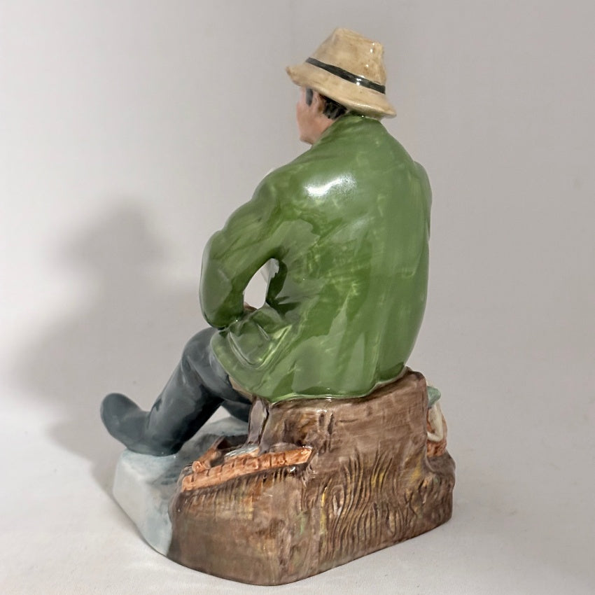Royal Doulton Figurine A Good Catch HN2258