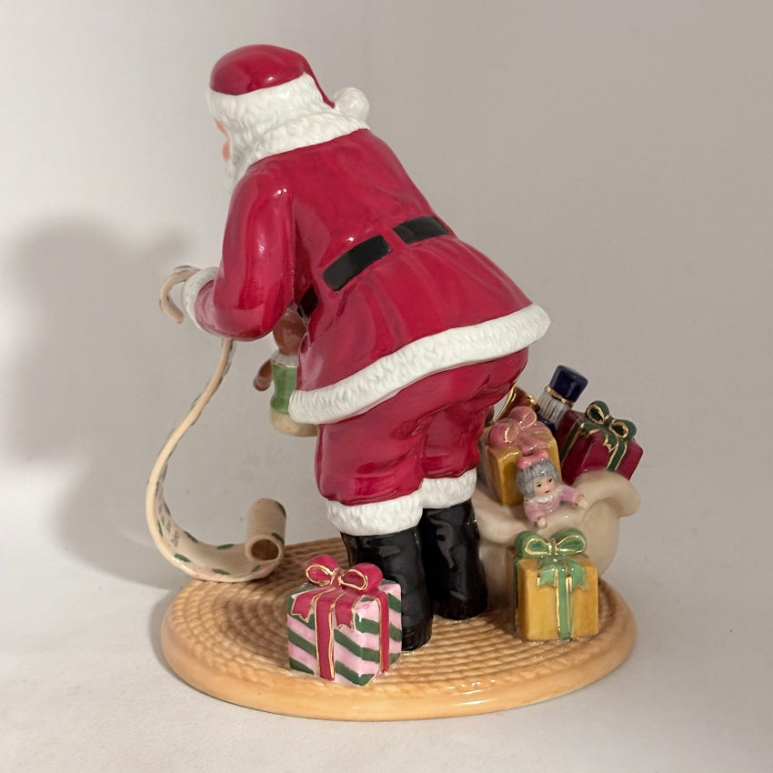 Royal Doulton Figurine Santa's List HN4801 