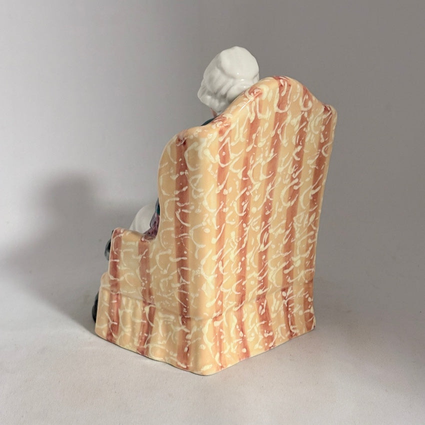 Royal Doulton Figurine Forty Wink HN1974