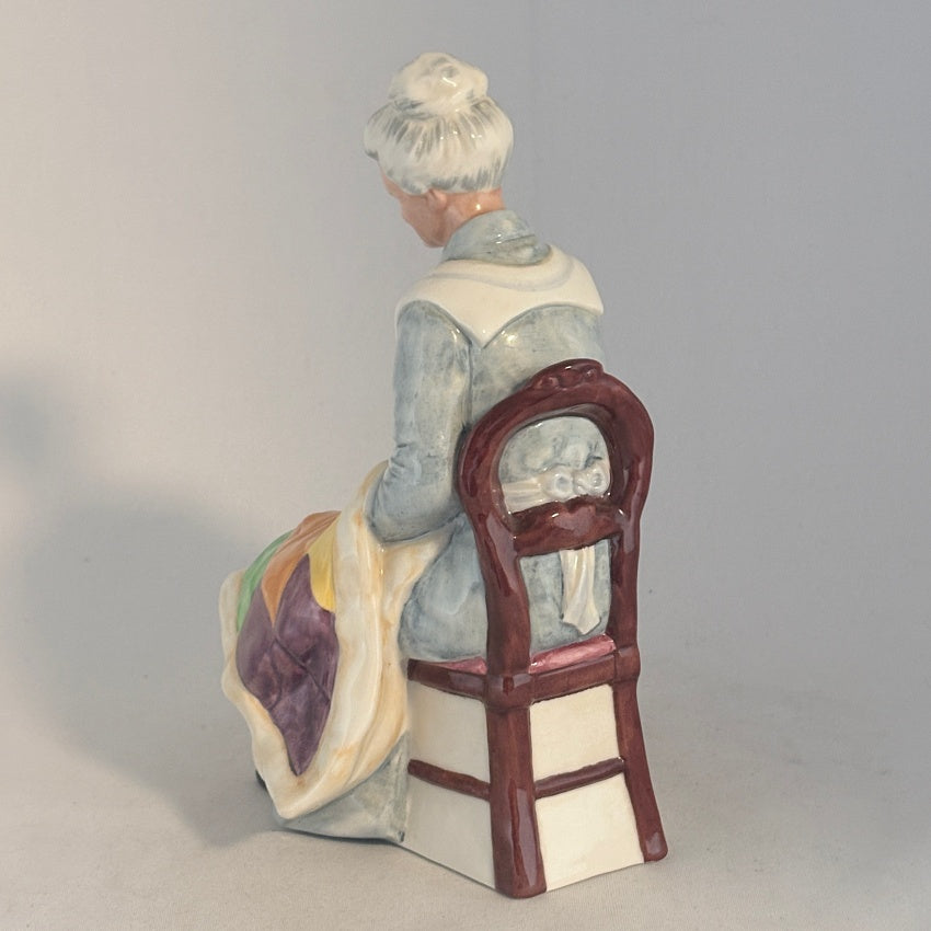 Royal Doulton Figurine Eventide HN2814