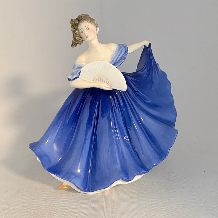 Elaine HN2791, Royal Doulton Figurine