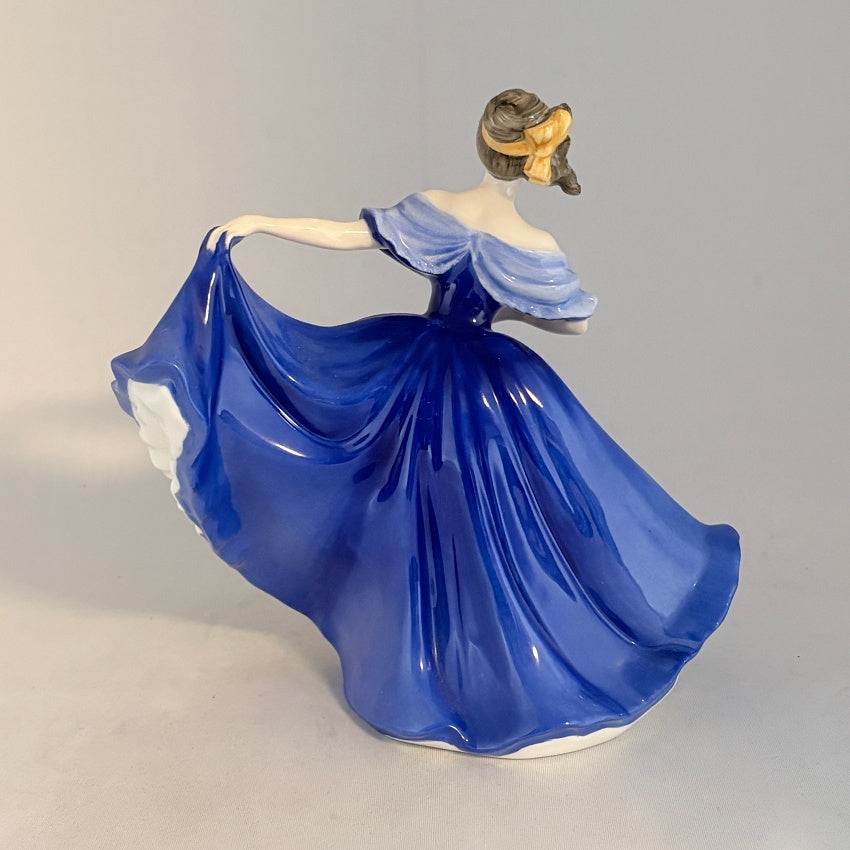 Elaine HN2791, Royal Doulton Figurine