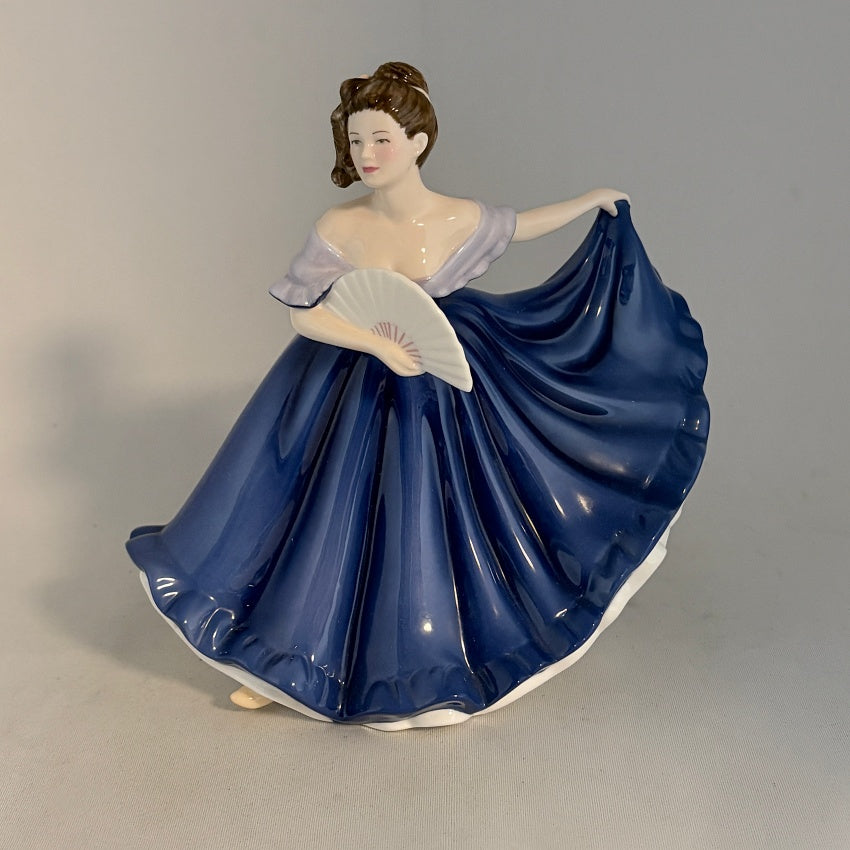 Royal Doulton Figurine Elaine HN4718