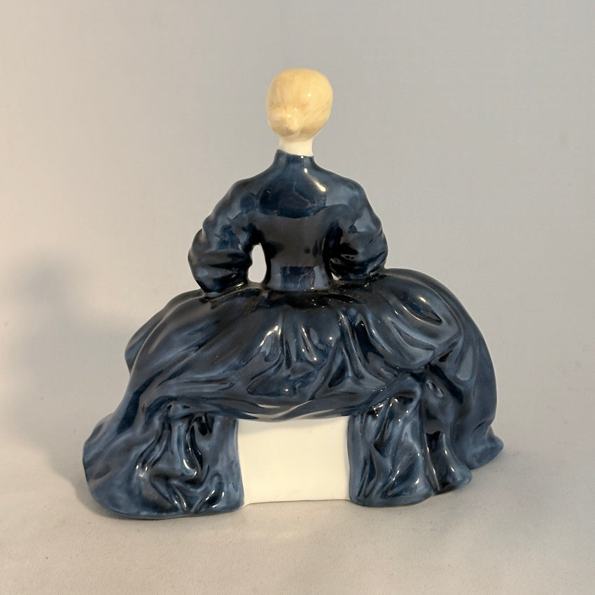 Royal Doulton Figurine Laurianne HN2719