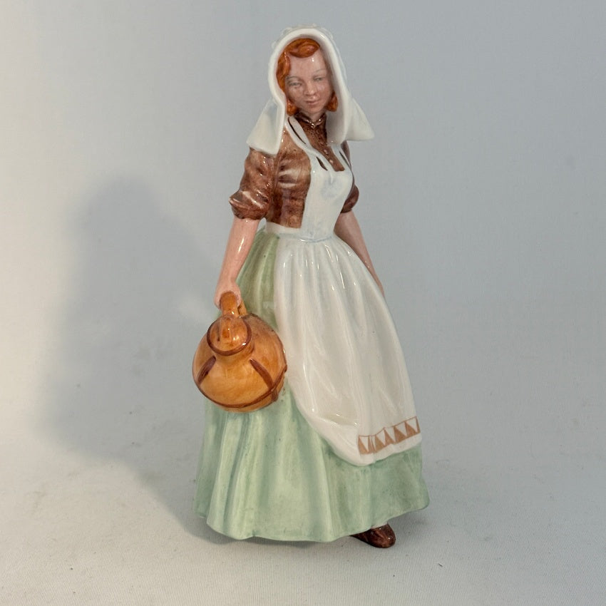 Royal Doulton Figurine Milkmaid HN2057 
