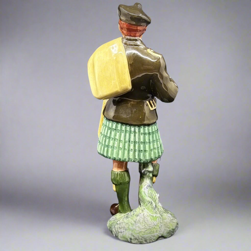 Royal Doulton Figurine The Laird HN2361