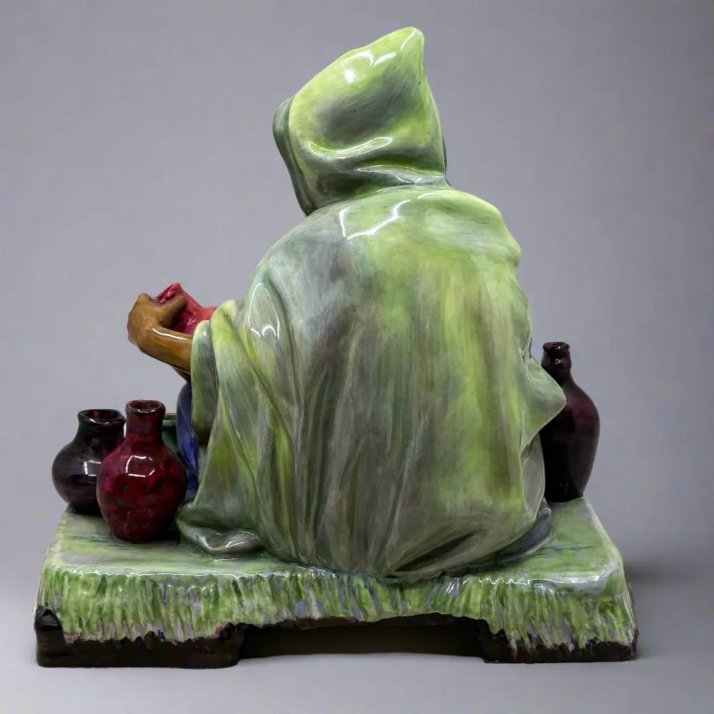 Royal Doulton Figurine The Potter HN1518