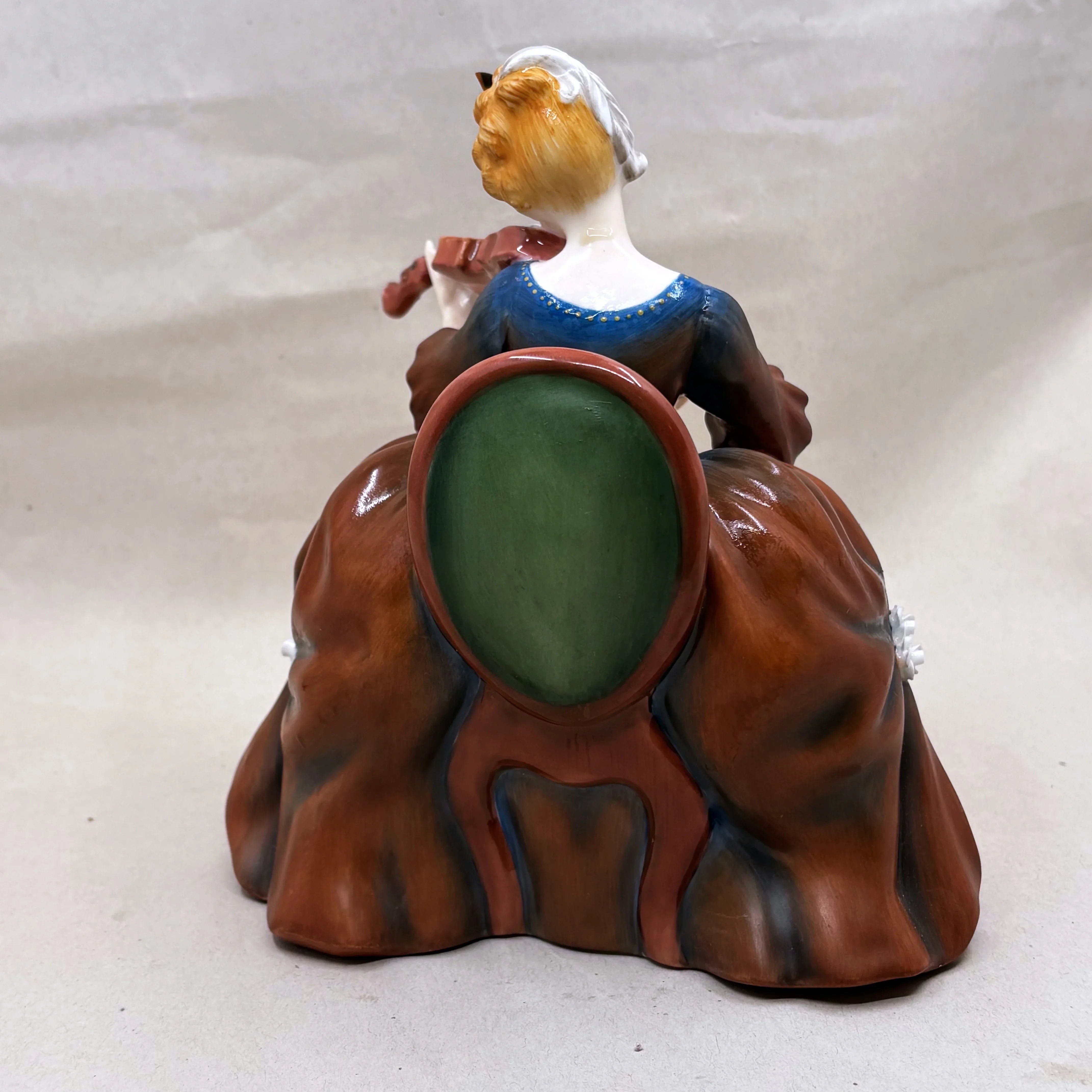 Royal Doulton Figurine Violin HN2432