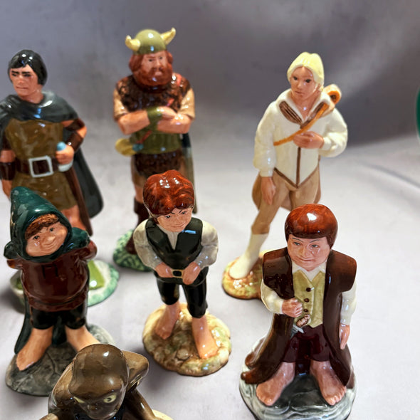 Royal Doulton Figurines Middle Earth Complete Set 12pc - William Cross