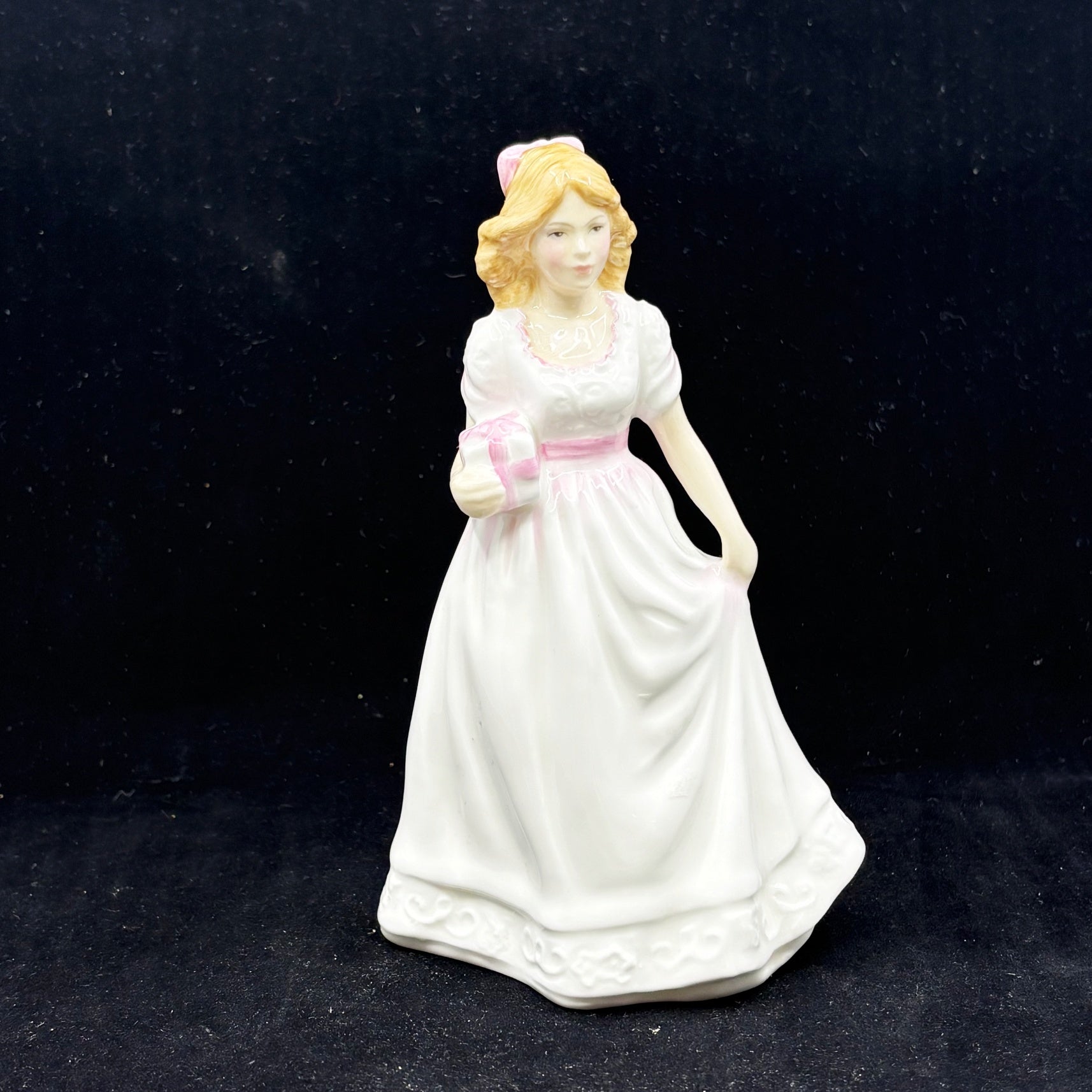 Royal Doulton Figurine Special Gift HN4118 - William Cross