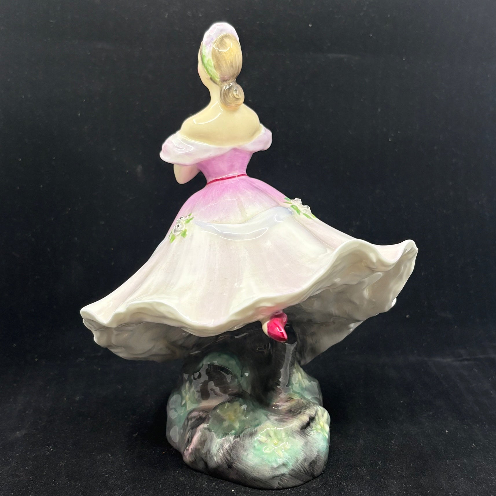 Royal Doulton Figurine Ballerina HN2116 - William Cross