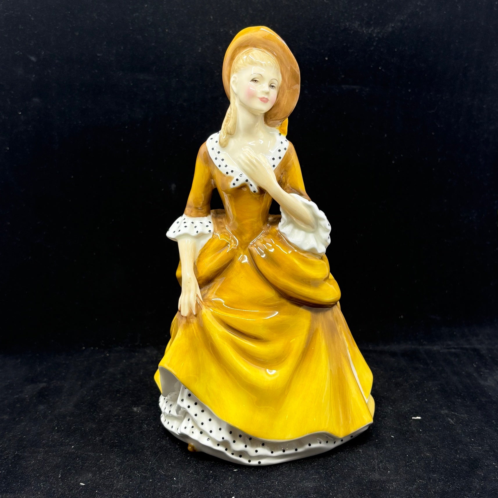Royal Doulton Figurine Sandra HN2275