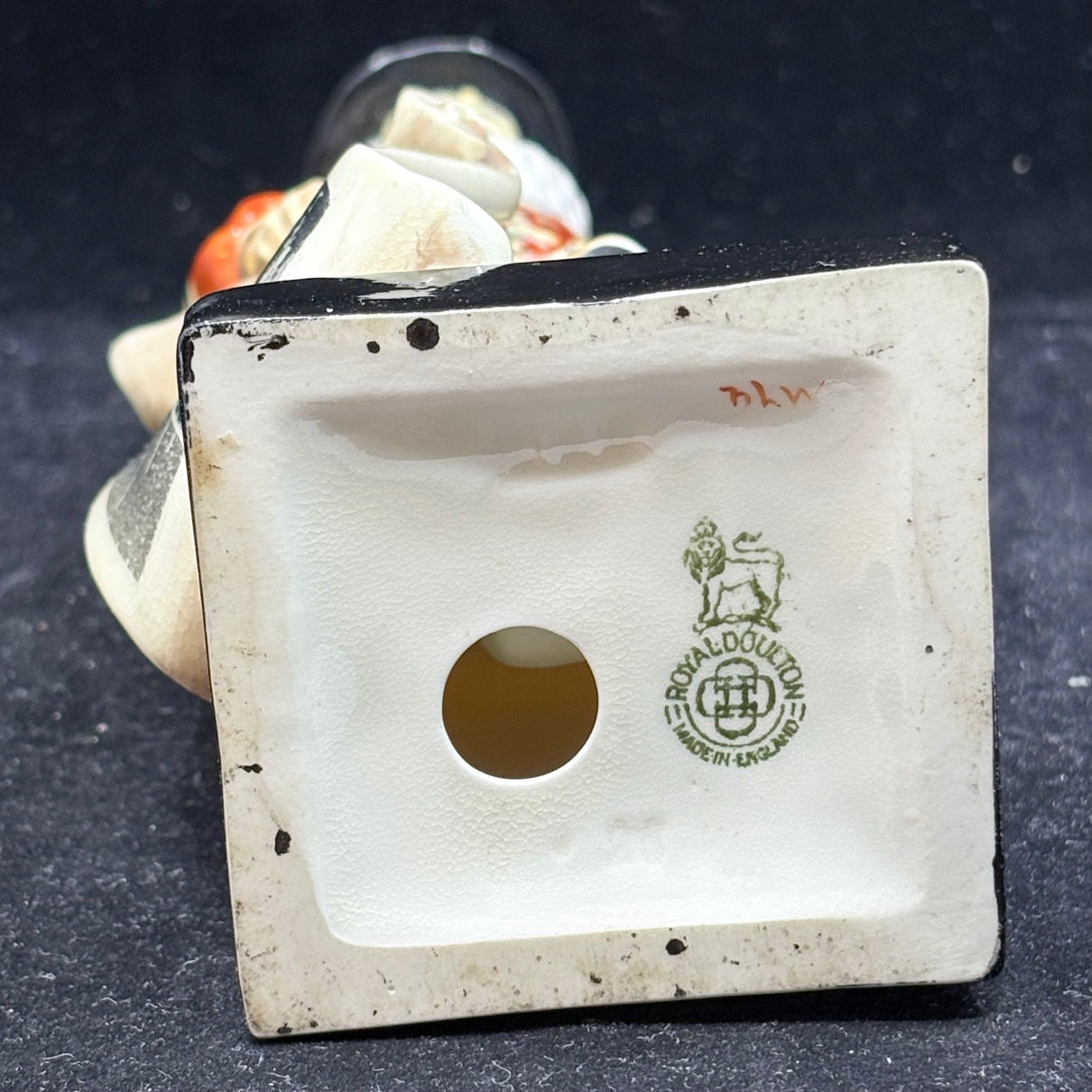 Royal Doulton Standing Beefeater Advertising Figurine