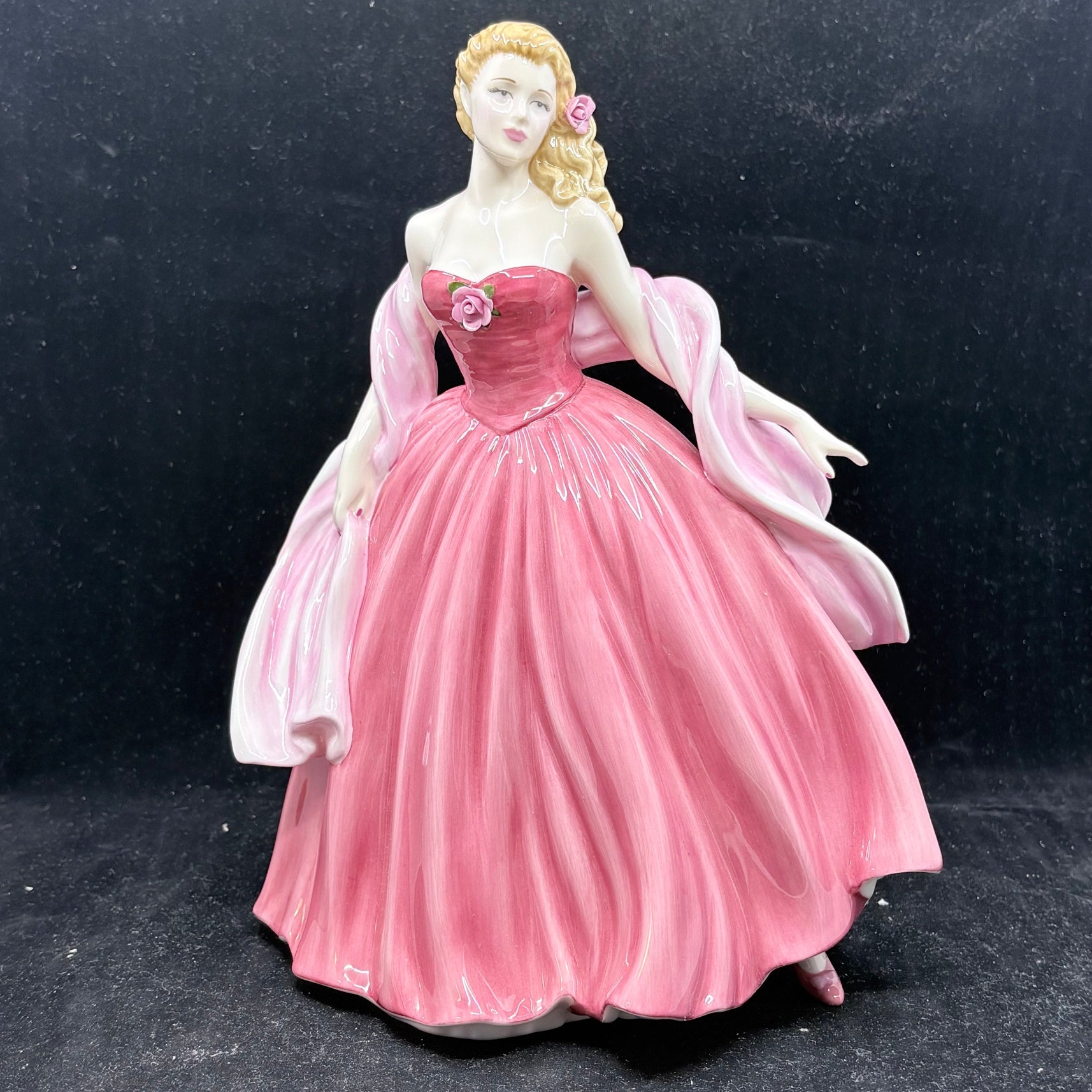 Royal Doulton Figurine Treasured Moments HN4745 - William Cross