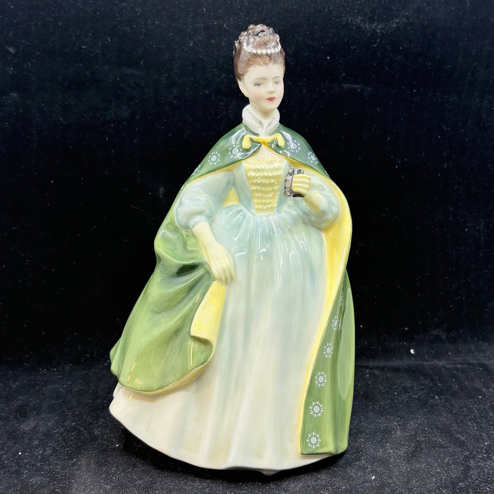 Royal Doulton Figurine Priemere HN2343- William Cross