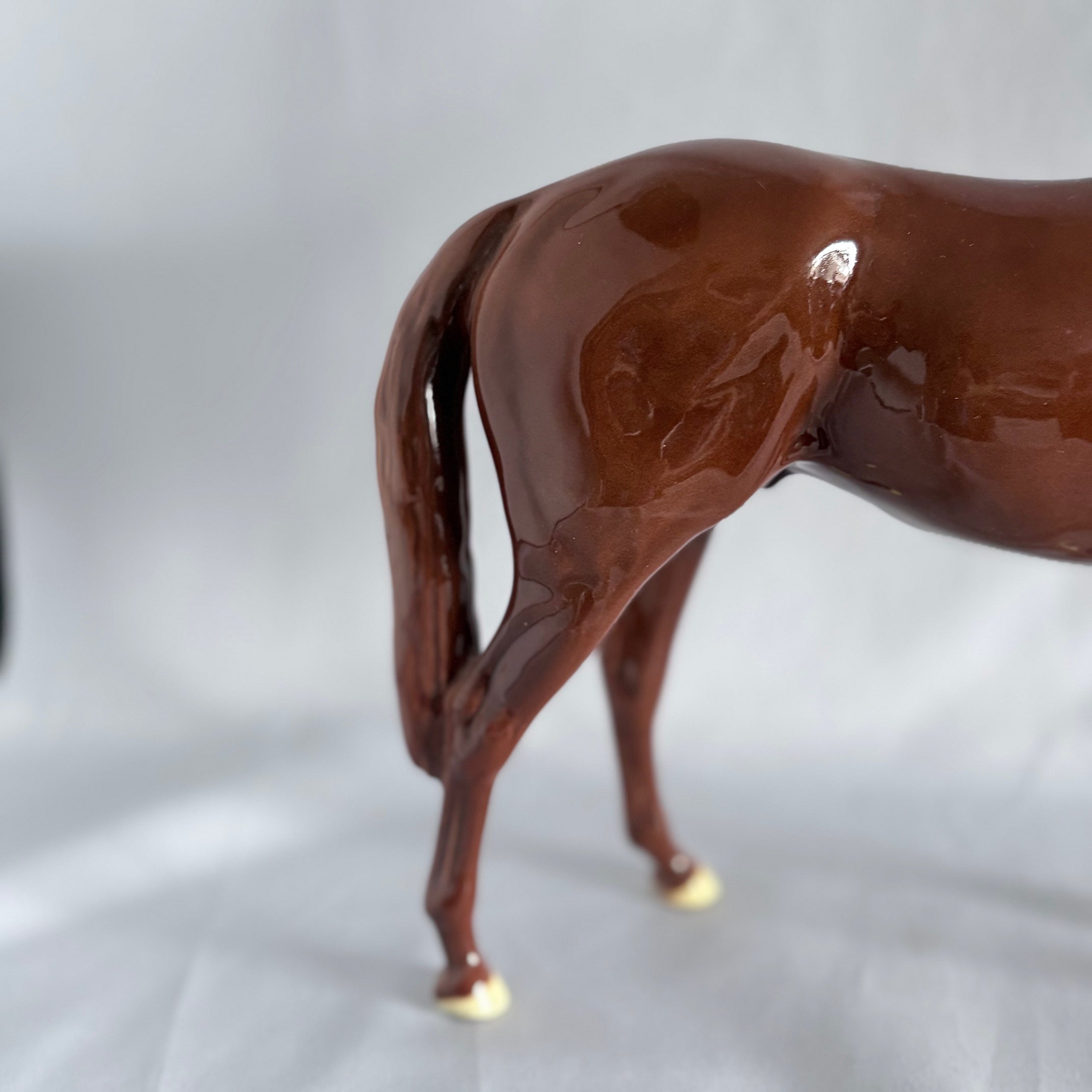Beswick Large Hunter Horse Model 1734, Chestnut Gloss