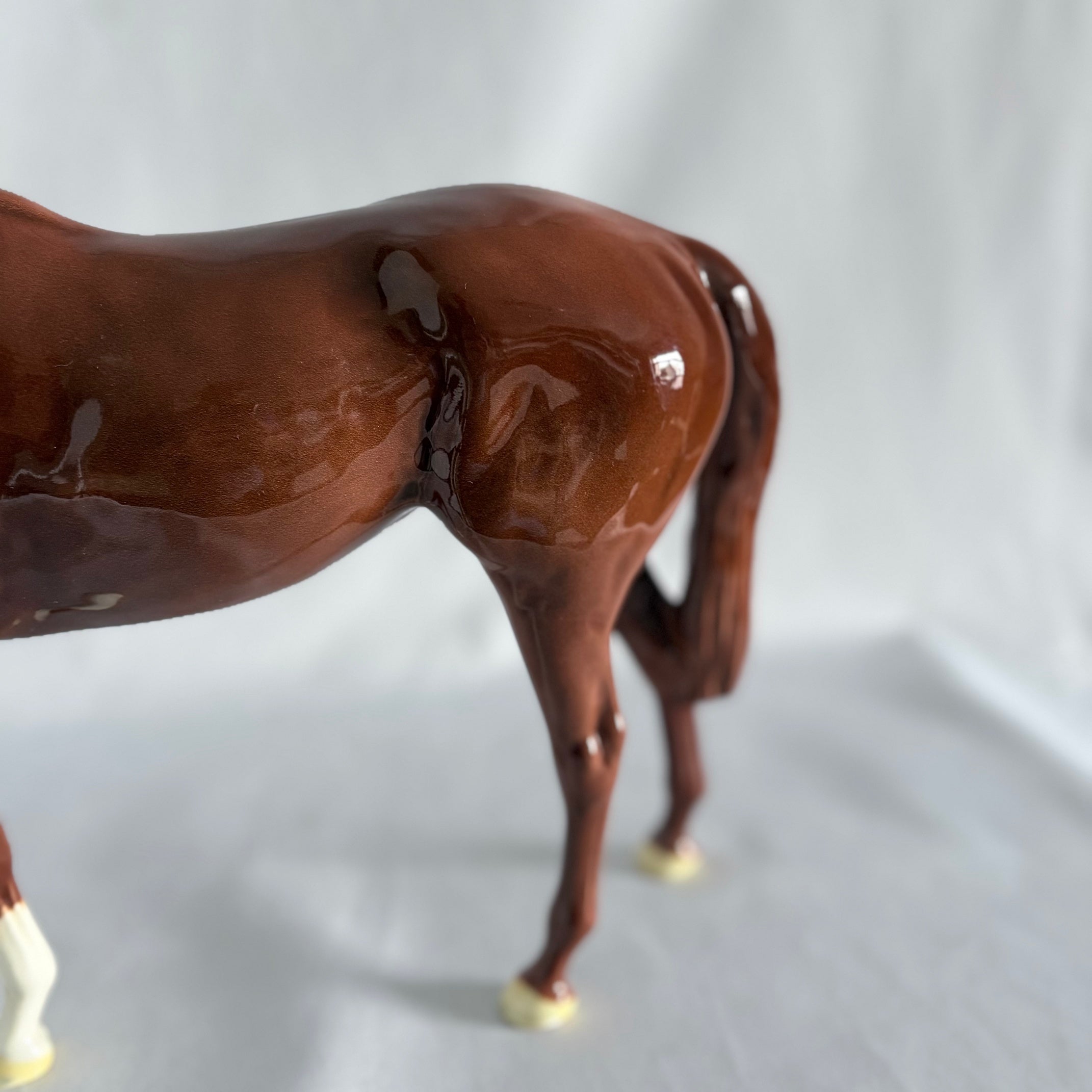 Beswick Large Hunter Horse Model 1734 Chestnut Gloss 1961–1963