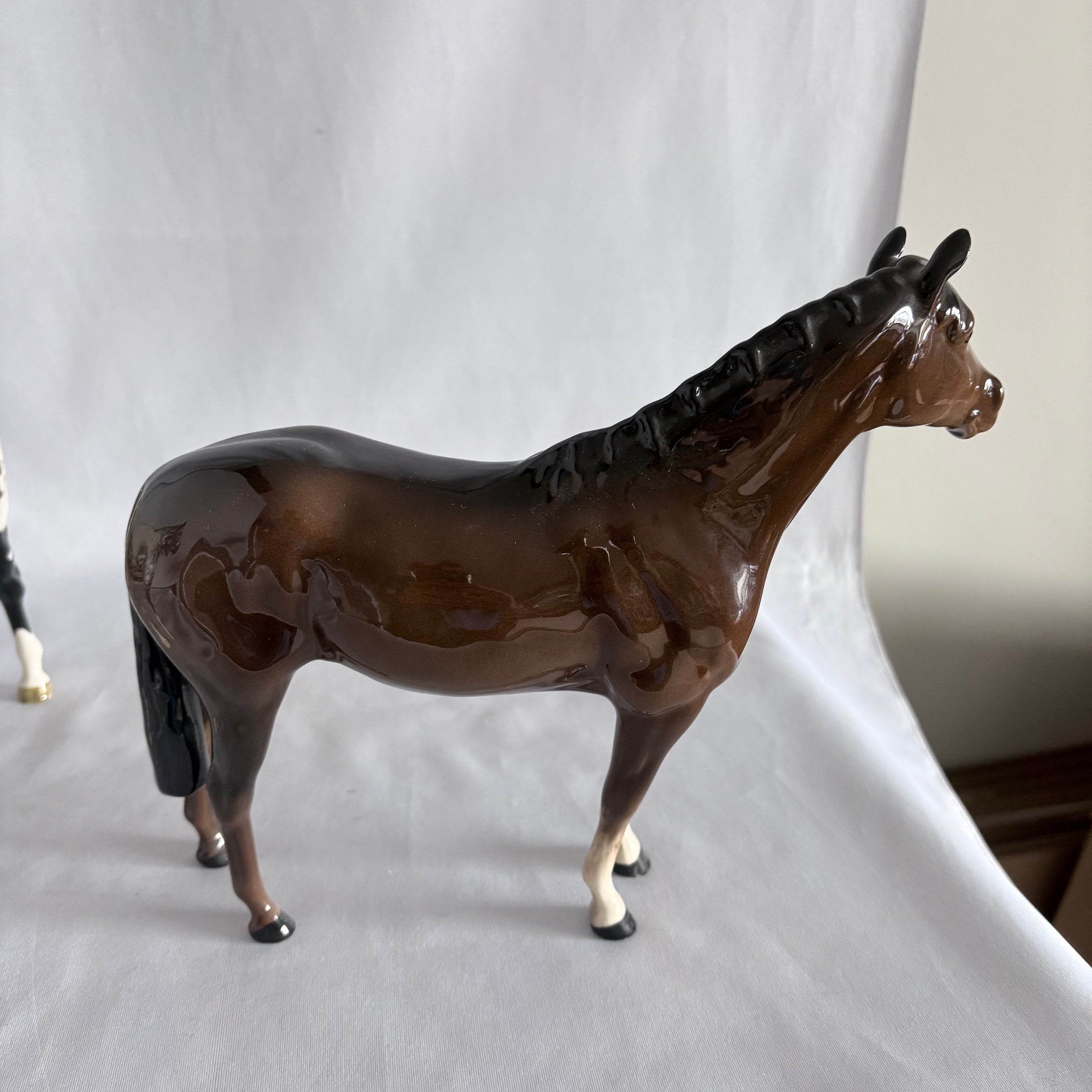 Beswick Thoroughbred Stallion Model 1771 Brown Gloss 1961–1989