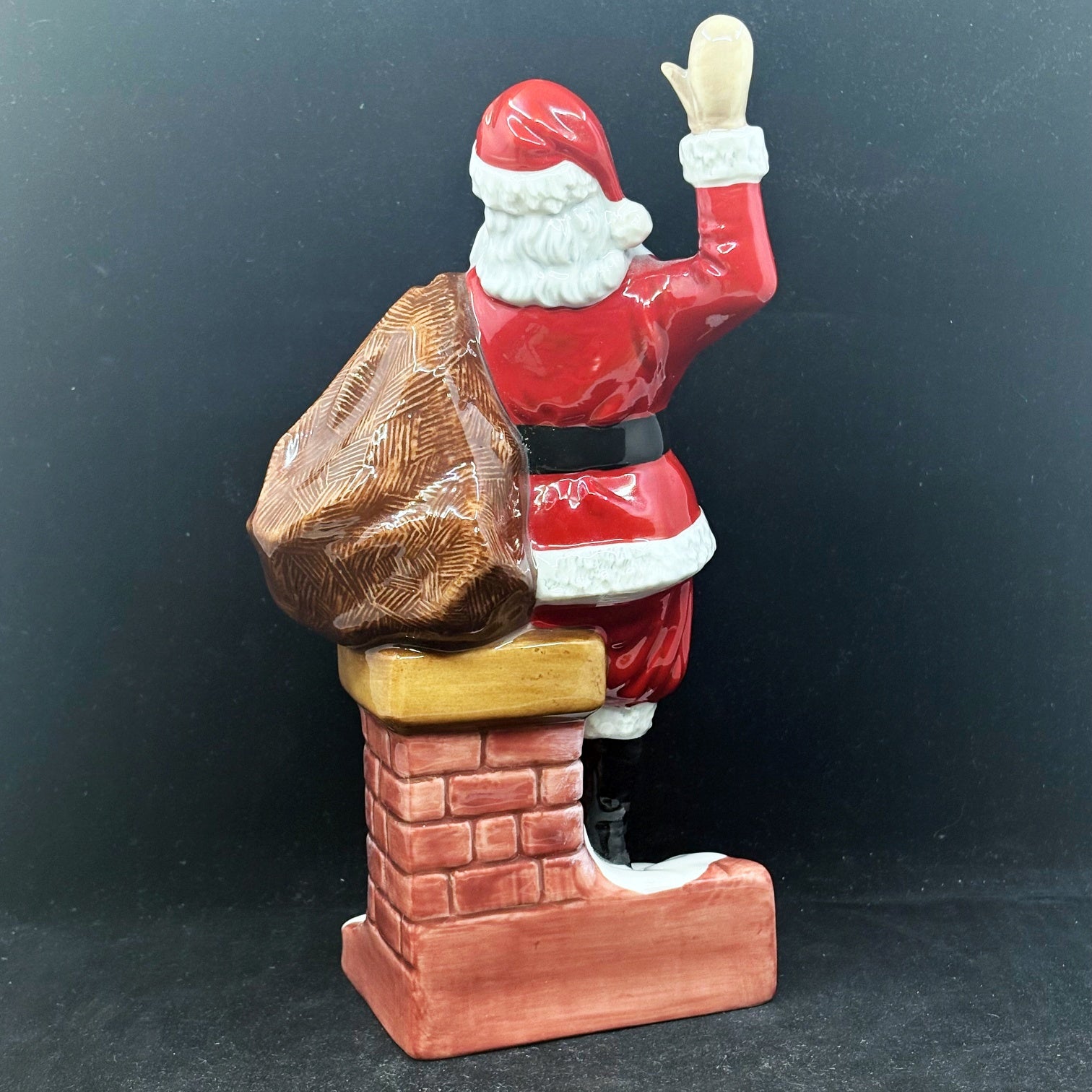 Royal Doulton Figurine Santa Claus HN4175