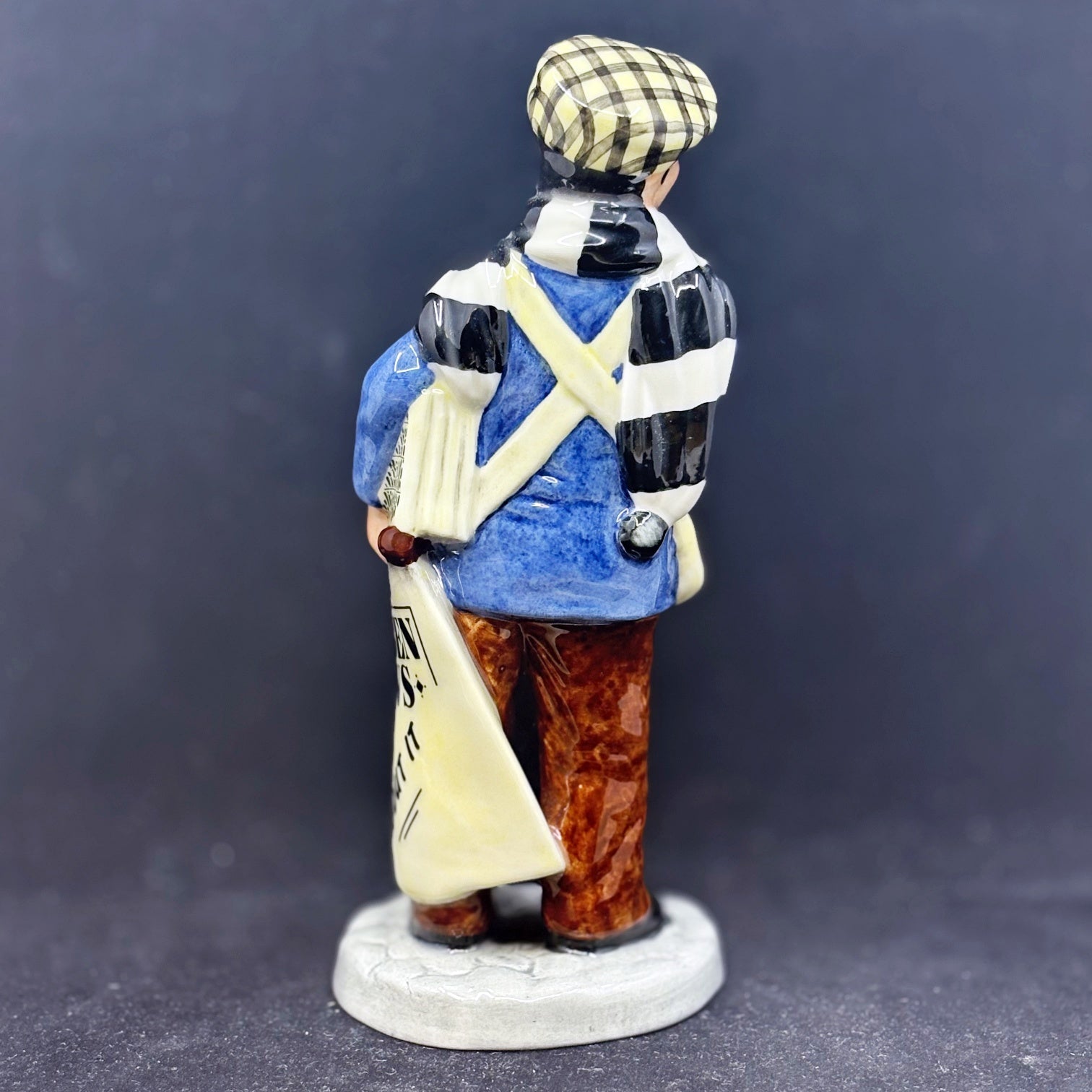Royal Doulton Figurine Old Ben HN3190 - William Cross