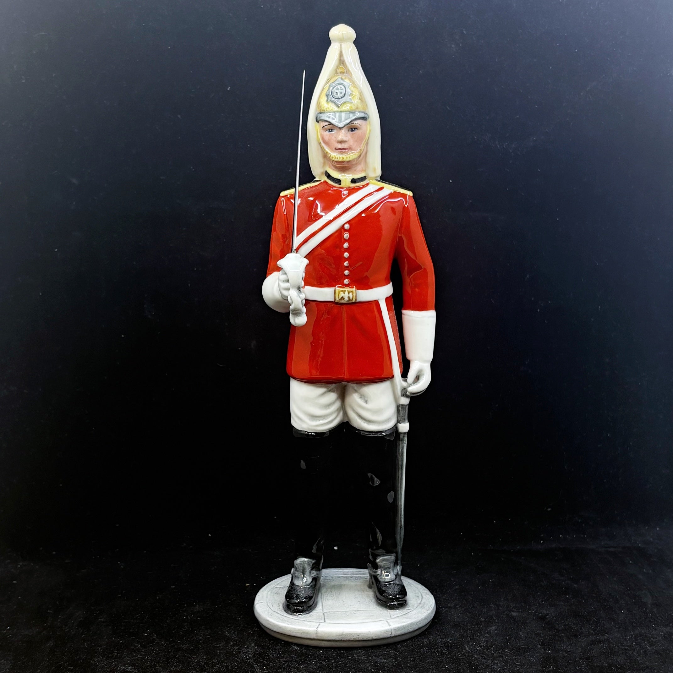 Royal Doulton Figurine Lifegaurd HN2781 - William Cross