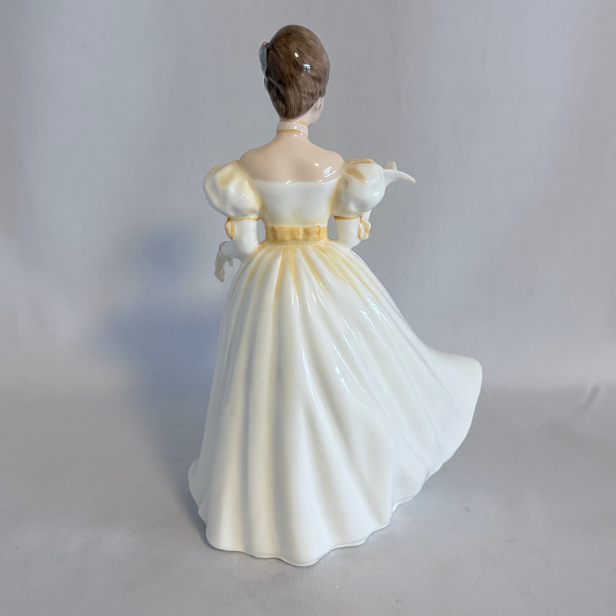 Kathleen HN3609, Royal Doulton Figurine