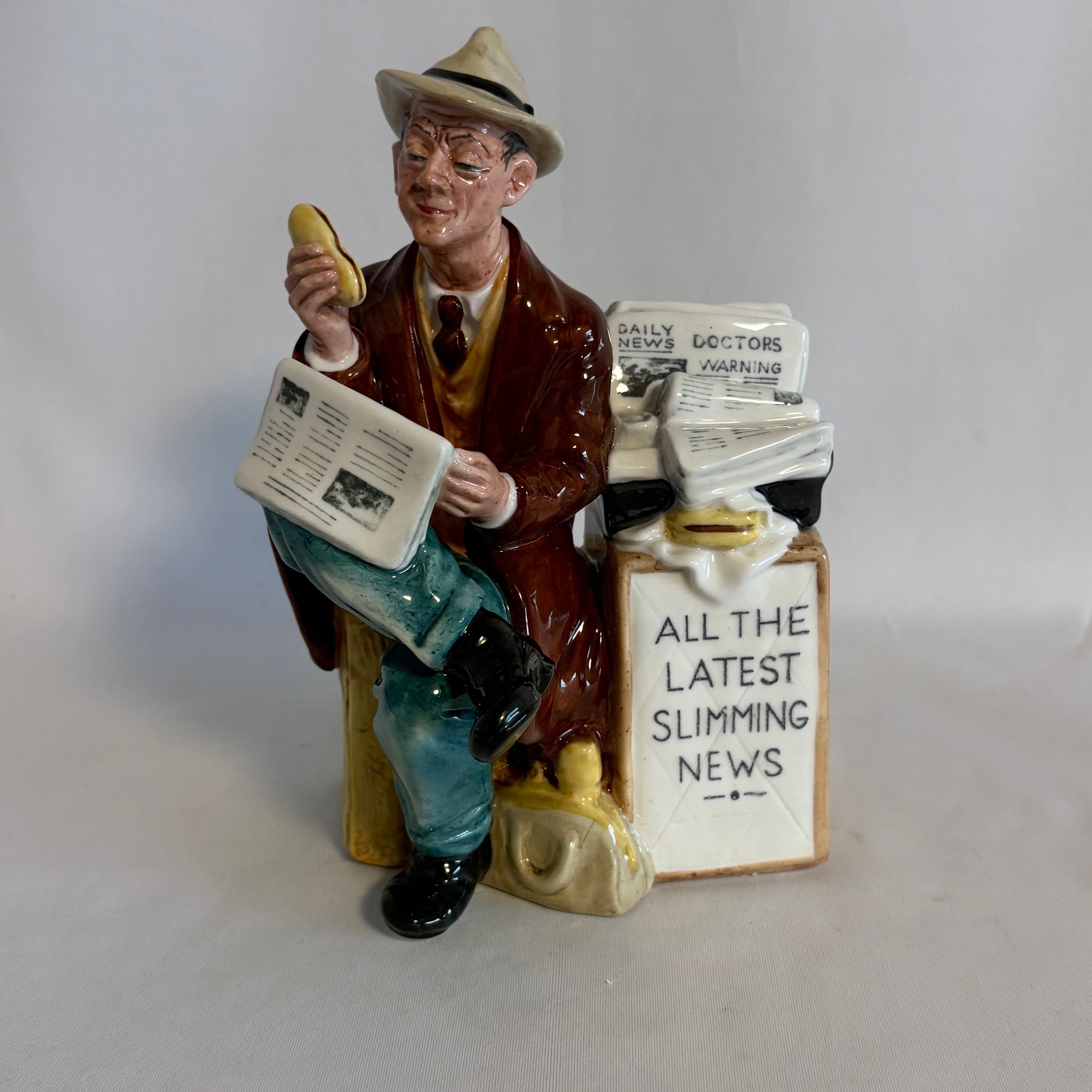 Royal Doulton Figurne Stop Press HN2683