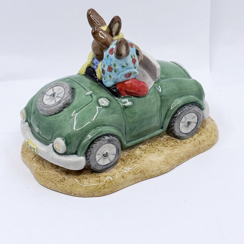 Royal Doulton Bunnykins Day Trip DB260