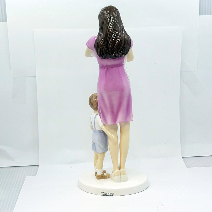 Royal Doulton Princess Charlotte HN5795 Figurine - William Cross