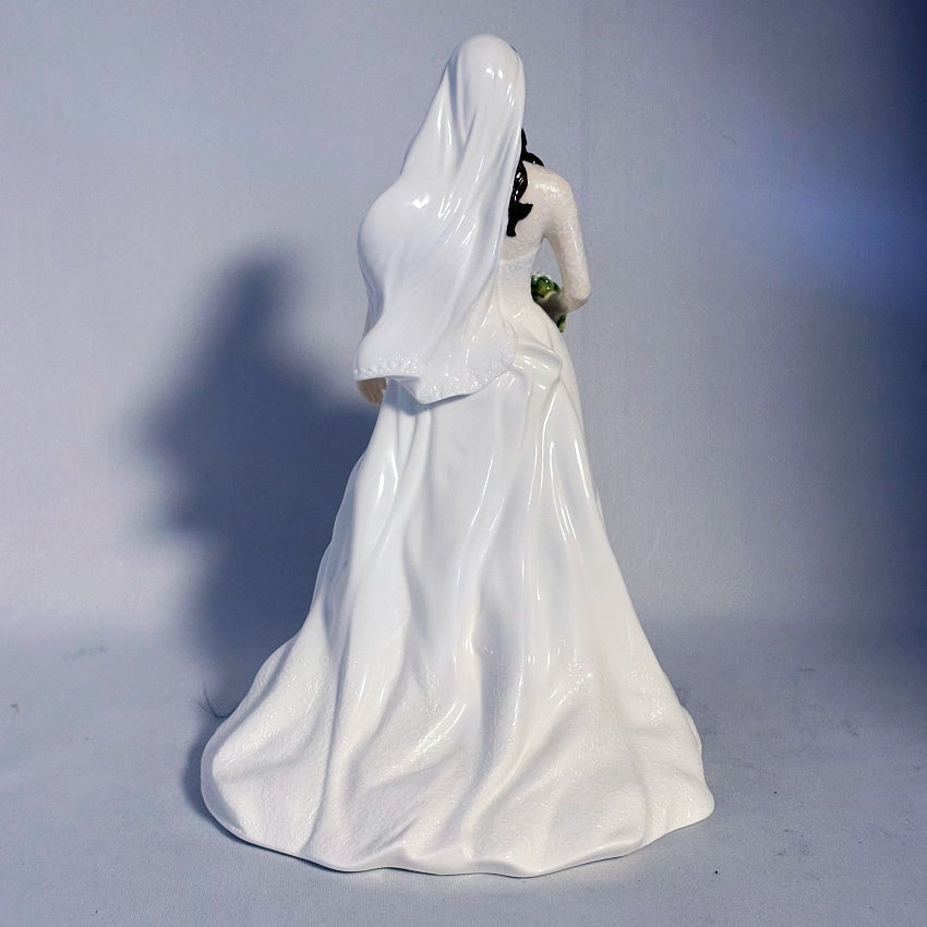 Royal Doulton Catherine Royal Wedding Day HN5559 Figurine