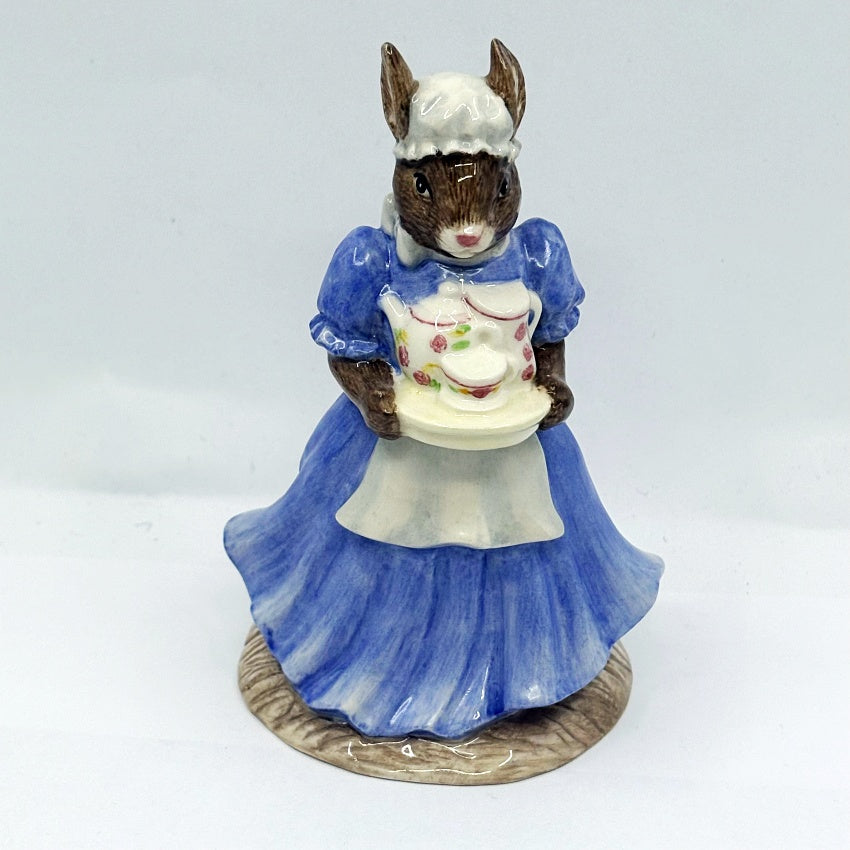 Royal Doulton Bunnykins Mother DB403 – RDICC Special Edition