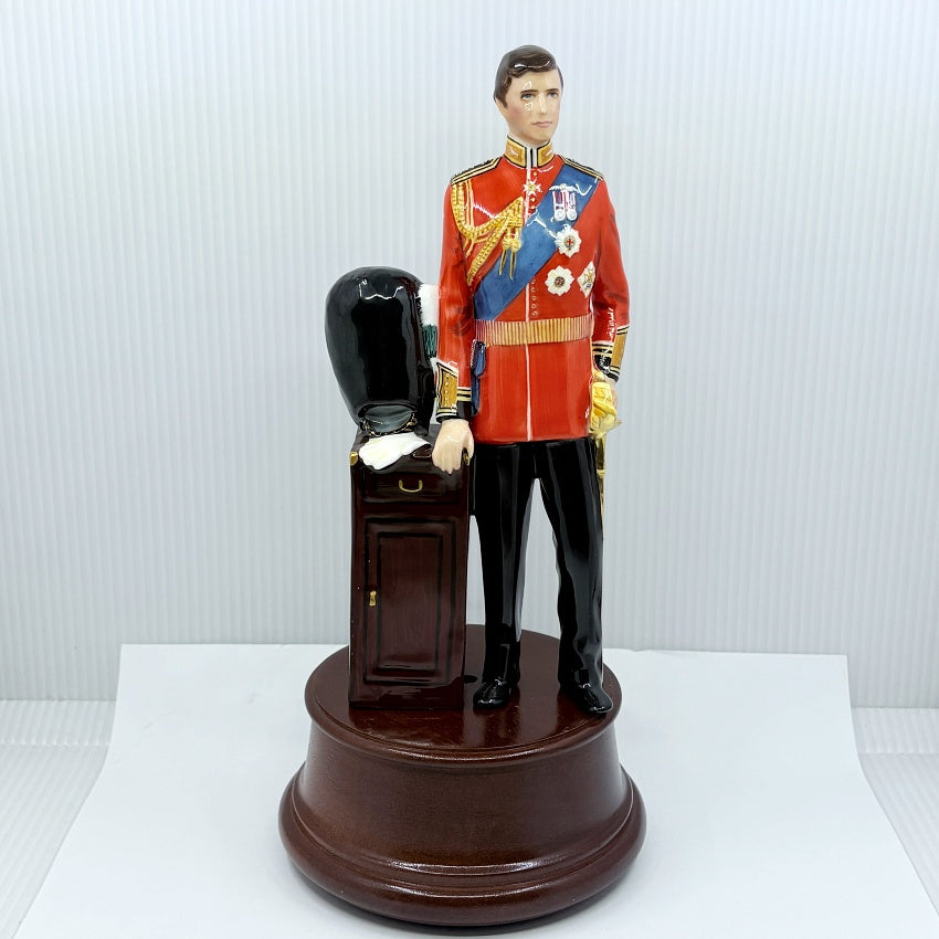 Royal Doulton Figurine HRH Prince of Wales HN2884 - William Cross