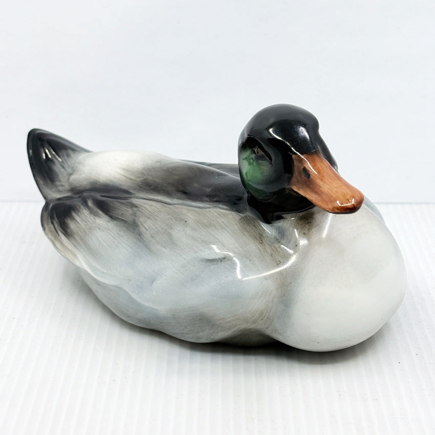 Royal Doulton Drake Resting HN1192 — Large