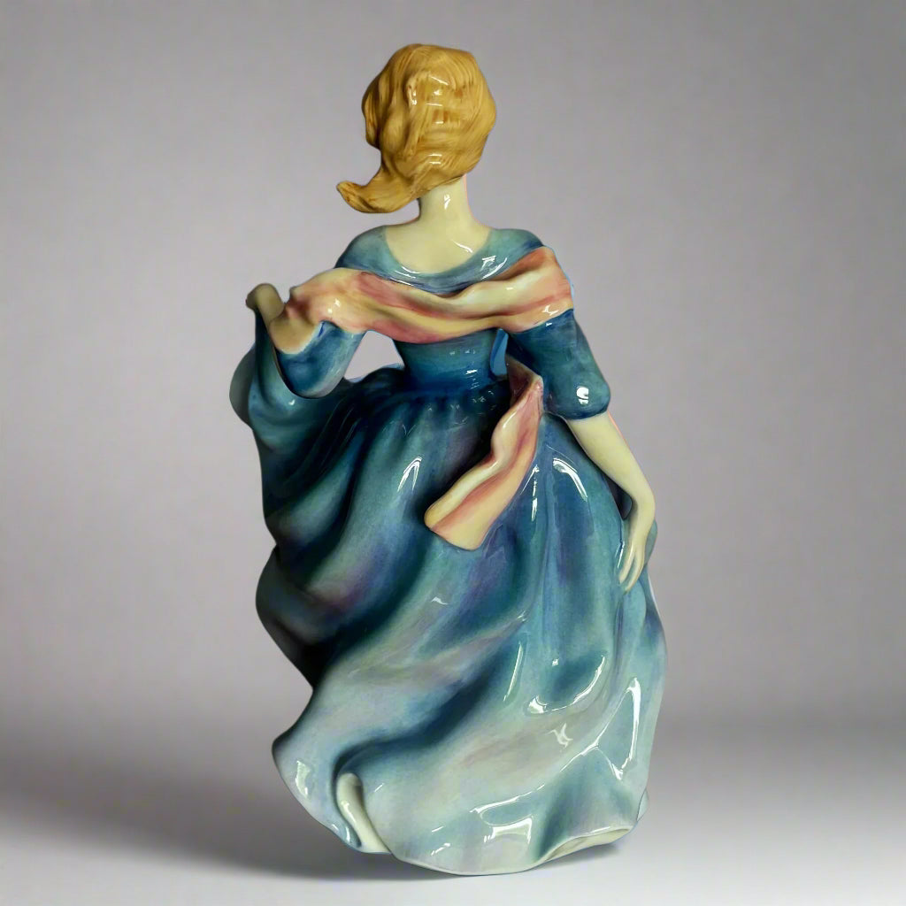 Royal Doulton Figurine Elizabeth HN2485 - William Cross