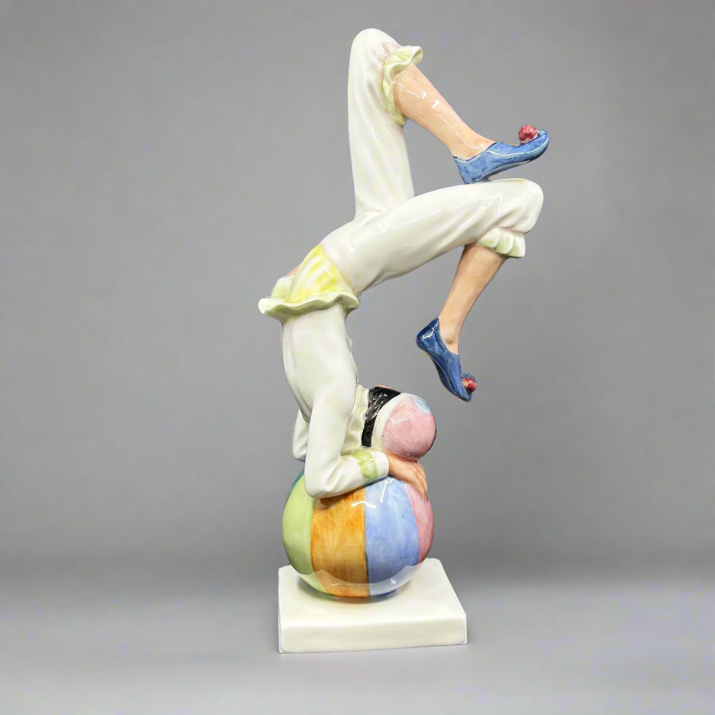 Royal Doulton Figurine Tumbling HN3283 - William Cross 
