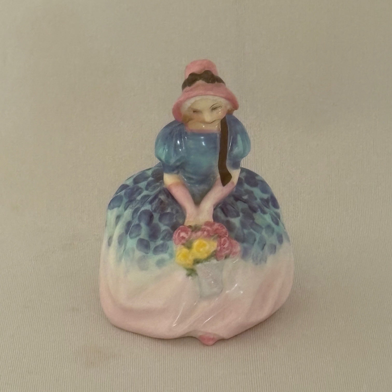 Royal Doulton Figurine Monica M72 - William Cross