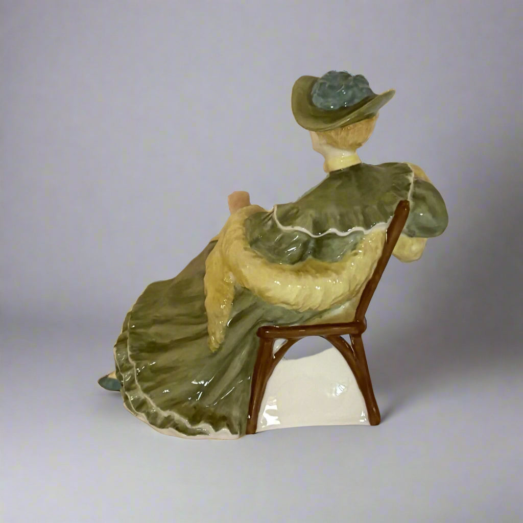 Royal Doulton Figurine Ascot HN2356 - William Cross