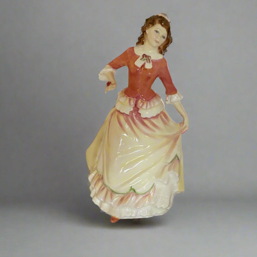 Royal Doulton Figurine Susan HN3871 - William Cross