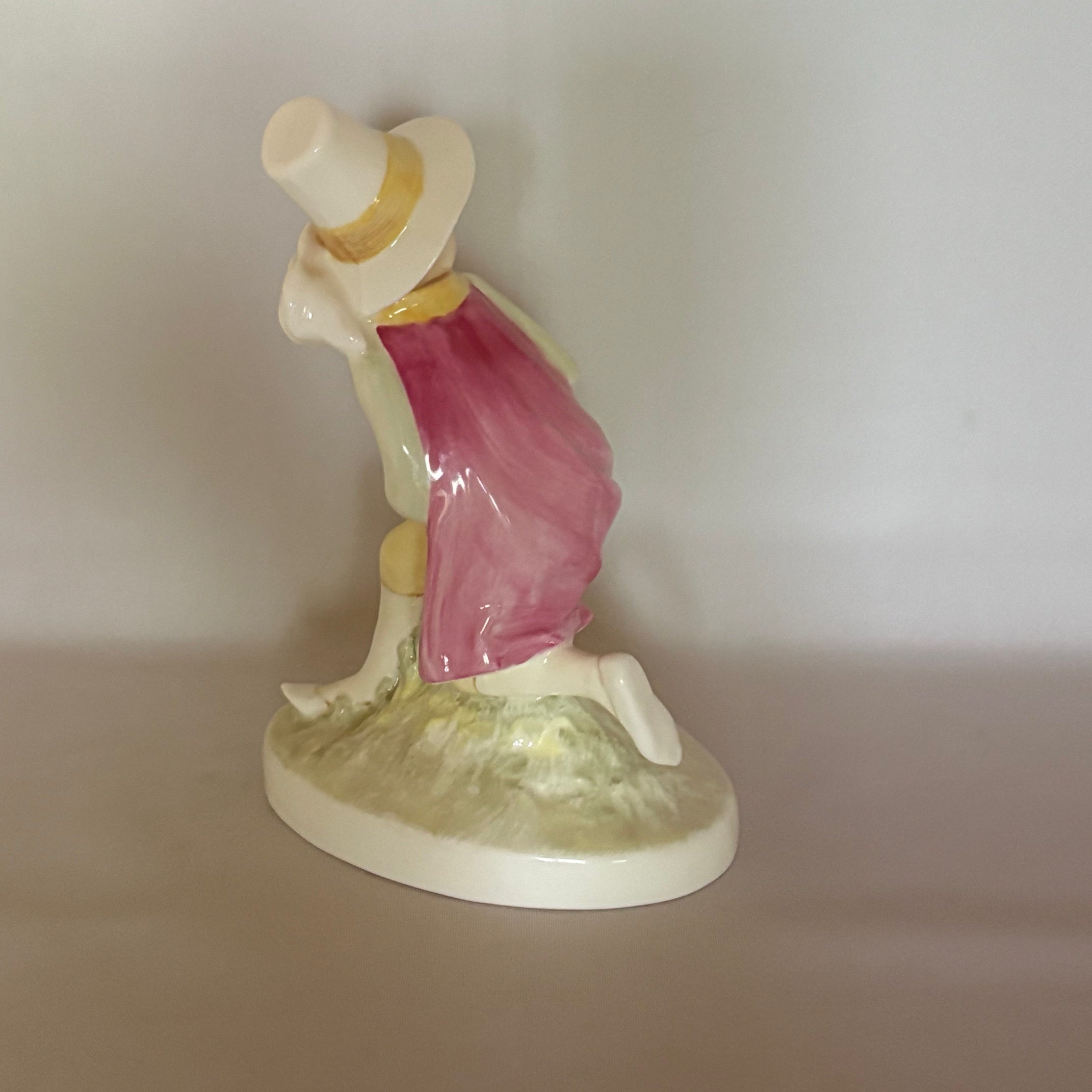 Royal Doulton Figurine Tom Tom The Pipers Son HN3032 - William Cross