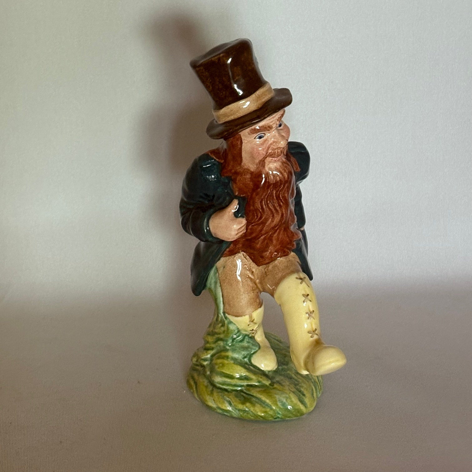 Royal Doulton Figurine Tom Bombadil HN2924 - William Cross